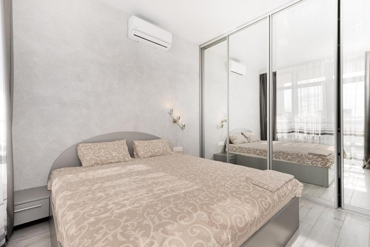 Pearl 44 Apartment With Terrace 敖德萨 外观 照片