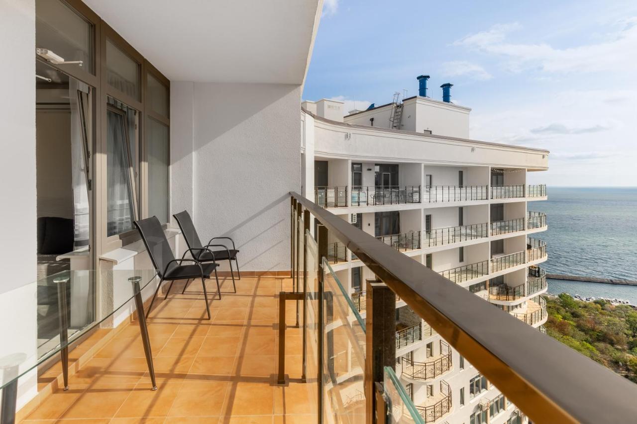 Pearl 44 Apartment With Terrace 敖德萨 外观 照片